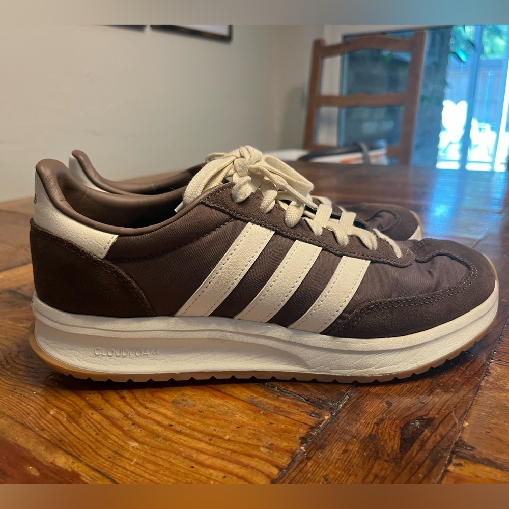 Adidas Chocolate Brown and Cream Sneakers cloud foam women’s
